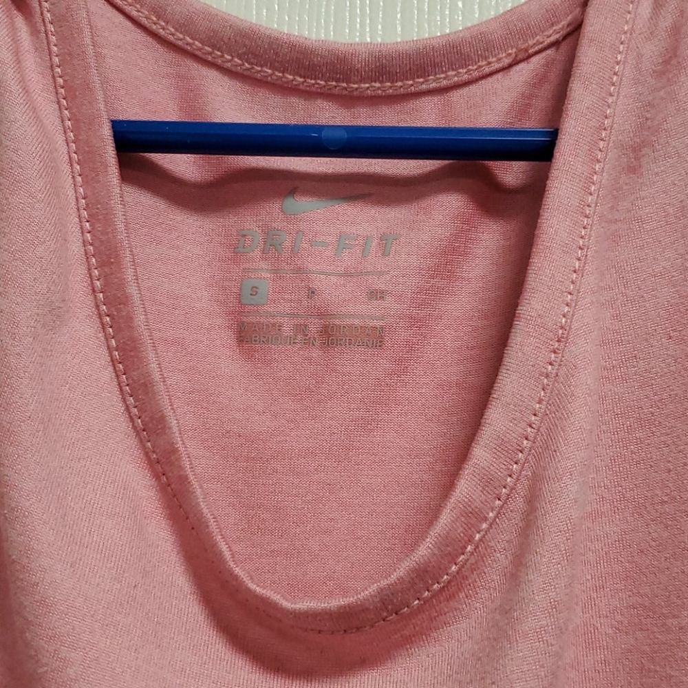 Nike tank - Picture 2 of 2